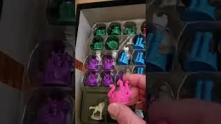 Wonderland's War: Kickstarter Unboxing that is unfortunately vertically recorded.