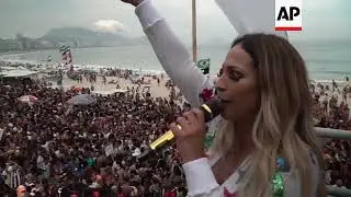 Thousands celebrate Gay Pride Parade