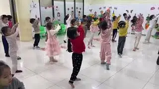 buổi tập văn nghệ của lớp em 