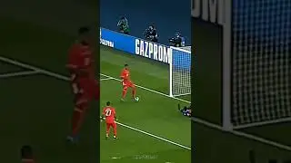 This is how Boateng clears the ball🤯🥶 #boateng #shorts