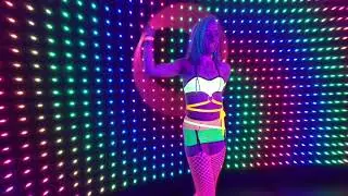 Schwarzlicht Performance im Lasergame Berlin [4k] [VR180]