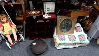 SEARCHING  FOR VINTAGE CAST IRON COOK WEAR
