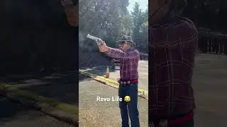 Fast revolver speed reload with moon clips