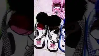 Sandal pompom