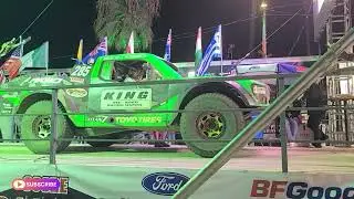Llegada de la Baja 400 Ensenada 2025. Arrival of the Baja 400 Ensenada 2025, the first trophies.