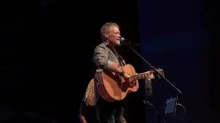John Berry sings &ldquo;She&rsquo;s Taken A Shine&rdquo; at the Don Gibson Theatre