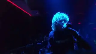 Diamond Construct - Clickbait,  Live in Sydney Australia. April 27th 2024.