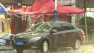 Unusual Hailstorm Hits Guizhou in Southwest China