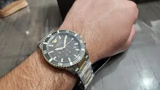 Emporio Armani AR11361 Green Dial Two Tone Chronograph unboxing