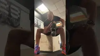 Kettlebell wrist strap hand rotation