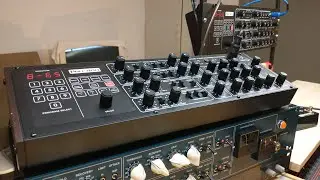 Two Behringer PRO-800 create a great stereo sound
