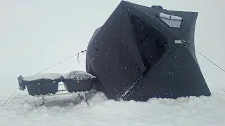 Heat Went Out While Overnight Ice Camping Lake Nipissing in -30!