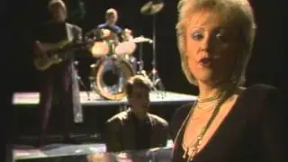 Anne Veski - Maapealne tee (V. Reznikov - L. Tungal)