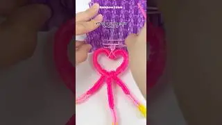 Making mini hangings with the Loom Your Life kit from Target! 🙌 #rainbowloom