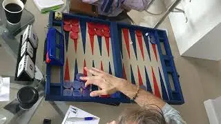 Geoff Oliver (Red) v Dicky Biddle (Blue)