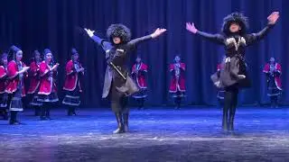 Ansambli nato qalvajta moxeuri