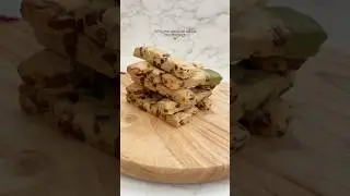 Would you try this edible jenga?😂🤩 #jenga #cookies #chocolatechipcookies #baking #shorts