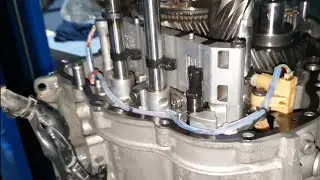 VW Beetle transmission *small* repair (part 10)