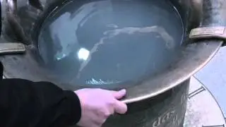 Wie man den Klangbrunnen in Leipzig  (Specks Hof-Passage) spielt