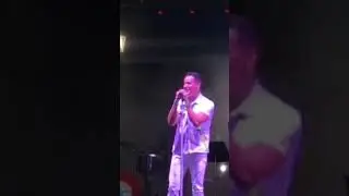 Victor Manuelle   - Paseo De La Princesa - Asi Es La Mujer #victormanuelleonline #medallalight