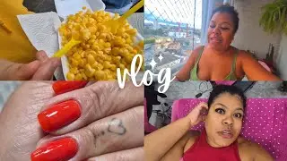 Vlogão - Semana corrida, finalização capilar, unhas, fiz meus cílios, niver da cunha, bate papo