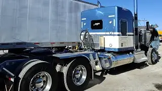 ASMR Greasing my semi truck using my @raybanmeta I got for Christmas. 2025 Kw W900, Oakley trucking