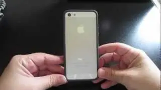 Photive Bumper shown in both the White and Black iPhone 5!