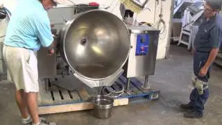 Cleveland MDKL 80T 80 Gallon Direct Steam Tilt Kettle with Agitator