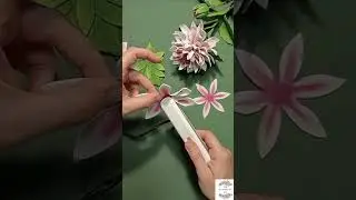 Modelliamo i petali di una dalia 🤍 #diy #gommacrepla #fommy #gommaeva