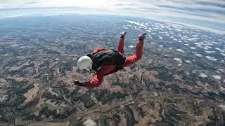 15 &egrave;me saut en parachute qui valide mon brevet A. Saut de reprise &agrave;  BOULOC SKYDIVE