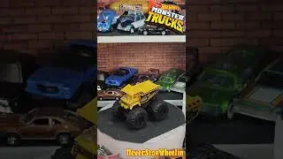 Gotta Dump in Yellow 2023 HotWheels Mini Monster Trucks unboxing!