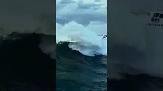 Ship vs  Giant Wave &ndash; A Narrow Escape at Sea! #ship #waves #escape