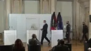 Austria cooperates with FBI in terror attack probe