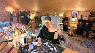 Pisces ♓ Future Self : Observe Your Connections 📜 September 2025