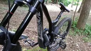 MTB  SUPREME DH V4.2 2017　COMMENCAL BIKES
コメンサル マウンテンバイク