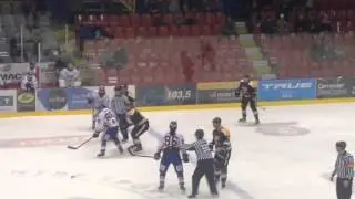 Fight/Bagarre Mario Boilard vs Eric Laplante 26 f&eacute;vrier 2016