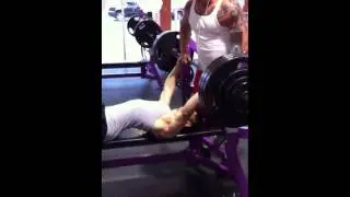 395lb Bench press @ 157 body weight