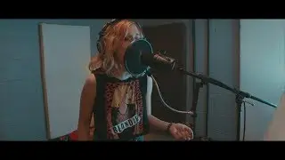 Anana Kaye - Blueberry Fireworks (BTS Recording)