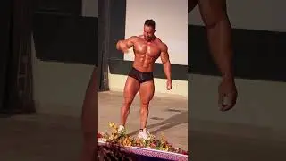 Saman Olfati guest posing in his trainers