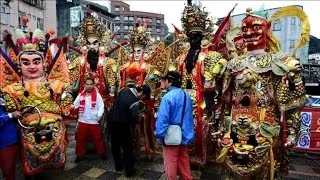 Taiwanese people celebrate Lunar festival