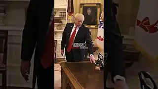 Трамп показывает свою красную кнопку