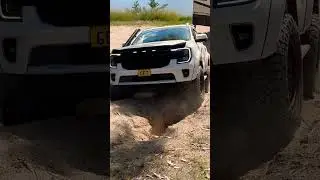 FORD EVEREST #4x4offroading #4x4 #offroad #fordeverest #touring #fordraptor