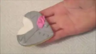 groom cookie