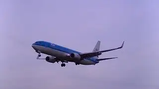Dutch Olympic Sporters Landing on Groningen Airport Eelde with a KLM B737-900 by Sunset