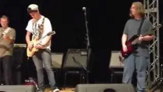Matt Abbott guitar