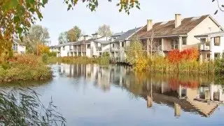 Orion Holidays - Lakeside Holiday Cottages in the Cotswolds