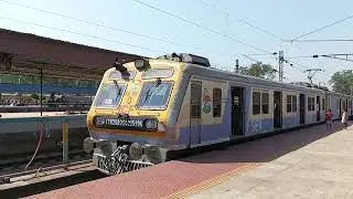 38812 Midnapore - Howrah EMU Local arriving at Kharagpur Junction