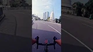 Morning Rides = Pure Joy ☀️🚴&zwj;♀️#cyling #srilanka #city #colombo #sunrise #lotustower #tuktuk
