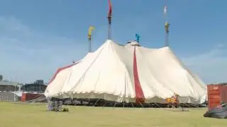 Circus Oz 2015 - Erection of the Big Top, Sydney