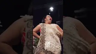 traditional dance of samoa tribe..